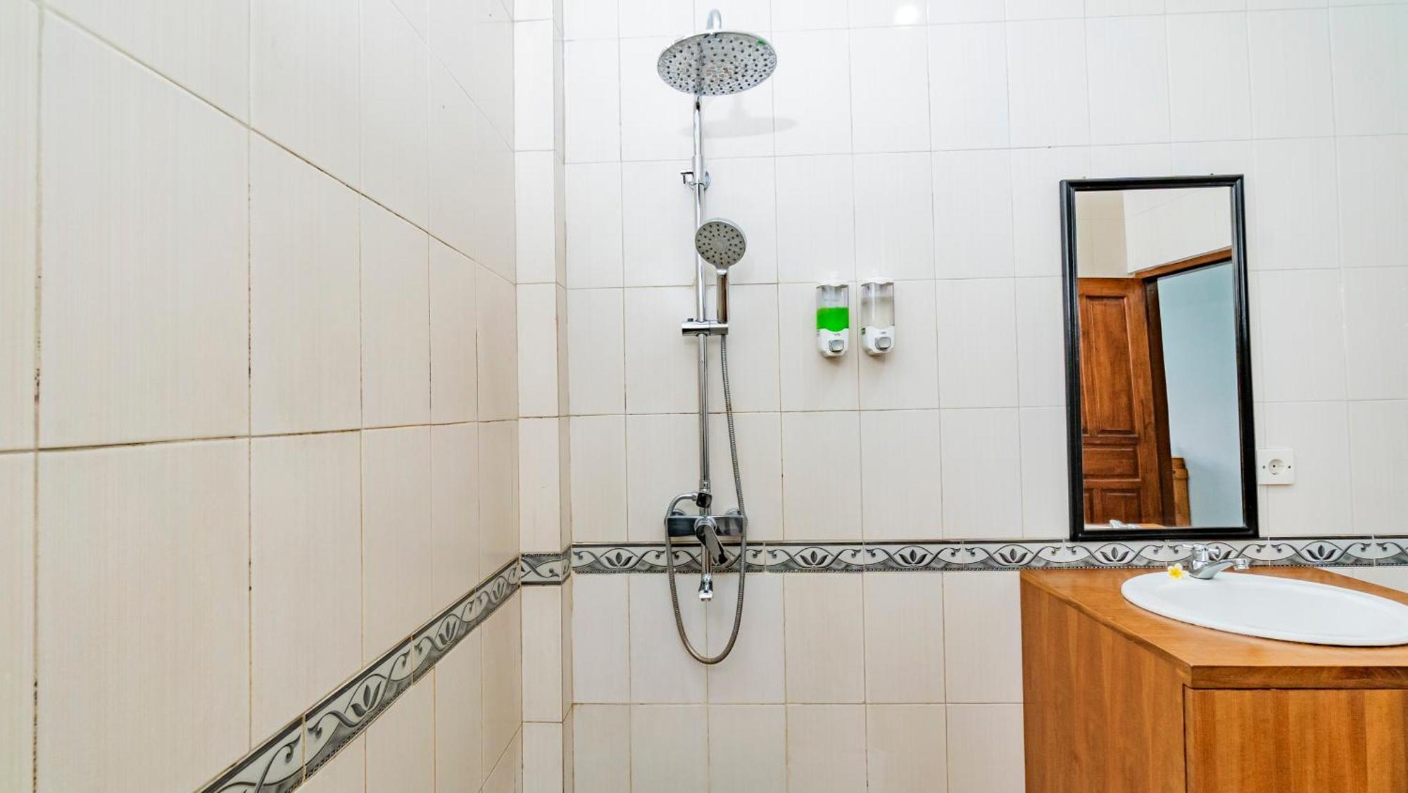 فندق Esty House أوبود المظهر الخارجي الصورة